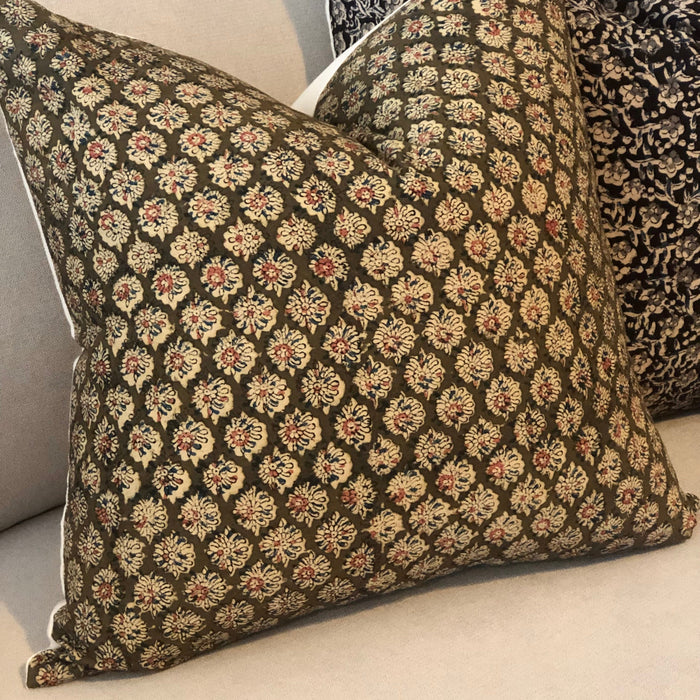 Ani Pillow