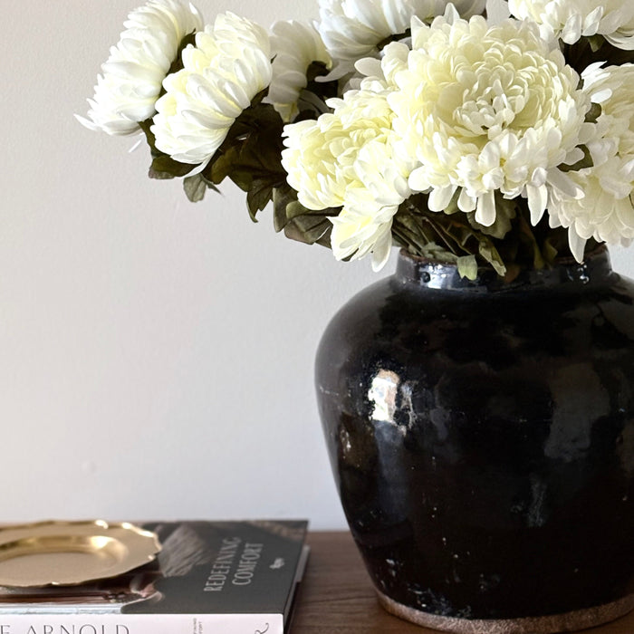 White Mum Spray