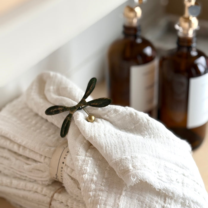 Mistletoe Napkin Ring