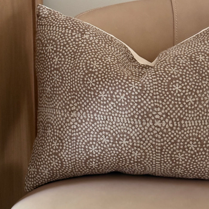 Hazel Pillow | 14 x 20