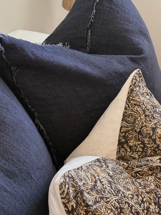 Lina Linen Pillow Charcoal | 24 x 24