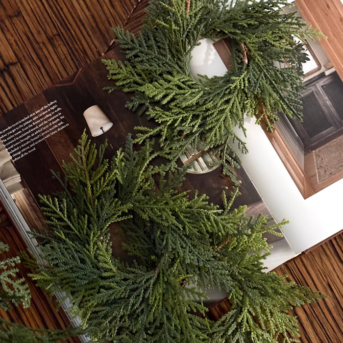 Mini Fresh Touch Northern White Cedar Wreath