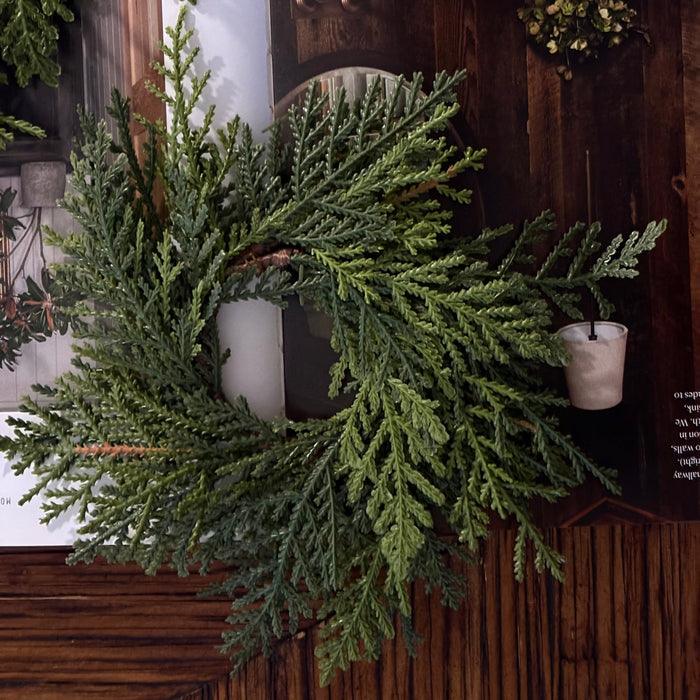 Mini Fresh Touch Northern White Cedar Wreath